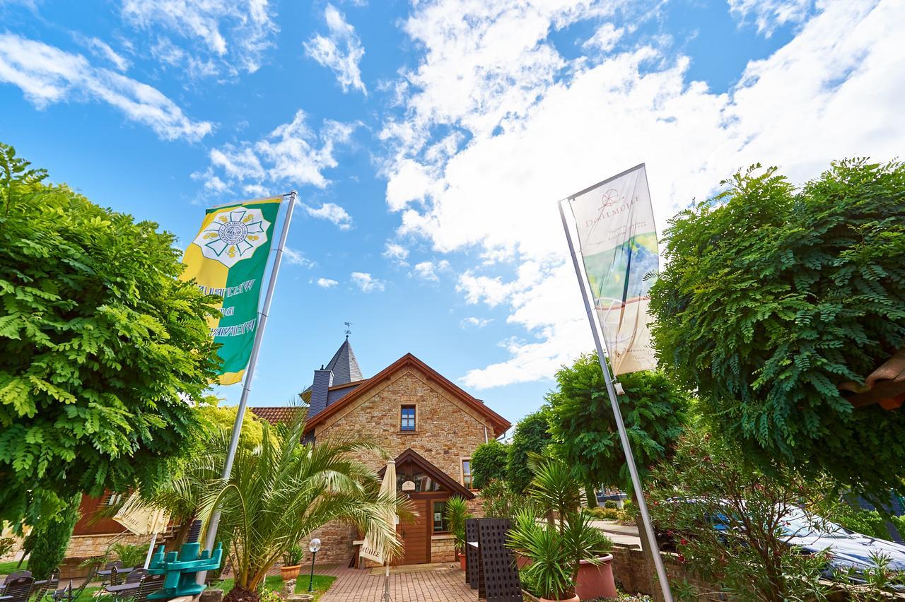 Dohlmuehle Hotel & Weingut 弗隆海姆 外观 照片